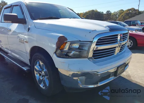 2015 Ram 1500 Lone Star z USA, uszkodzony, nr VIN 1C6RR6LT4FS582341